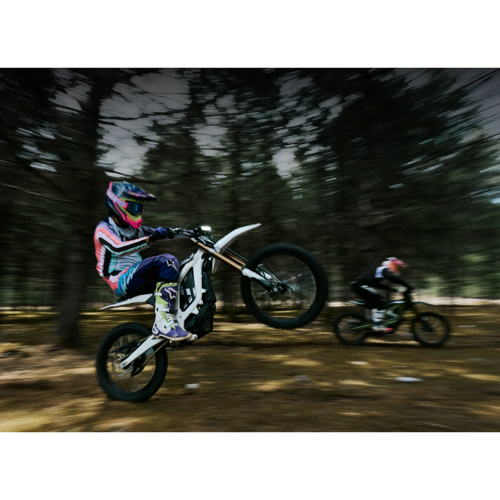 Surron Light Bee 2 action