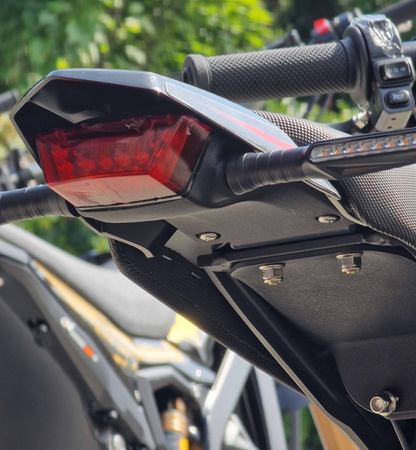 96 Power Parts Déplacement du feu arrière.Talaria Sting PRO, MX5