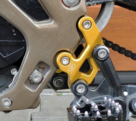 Kit de rabaissement de repose-pieds 96 CNC −25 mm, argent – Sur-Ron Light Bee L1E / X / LBX, Segway X260