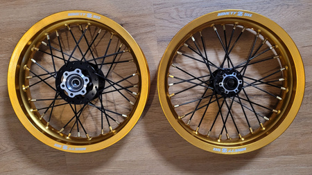 Custom SUPERMOTO 12 inch wheel set. Sur-Ron Light Bee/ERIDE PRO